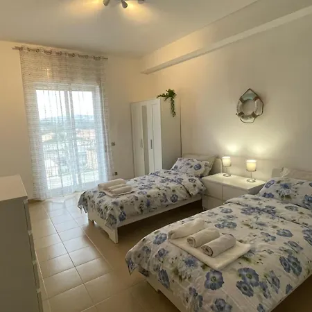 アパート Panoramic Temple And Sea Villaggio Peruzzo