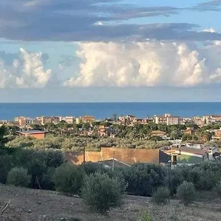 アパート Panoramic Temple And Sea Villaggio Peruzzo